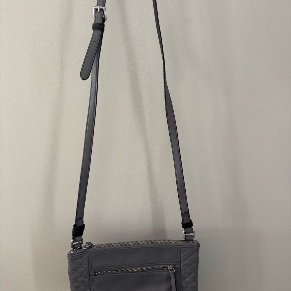 Vera Bradley small gray leather crossbody - Picture 4 of 7